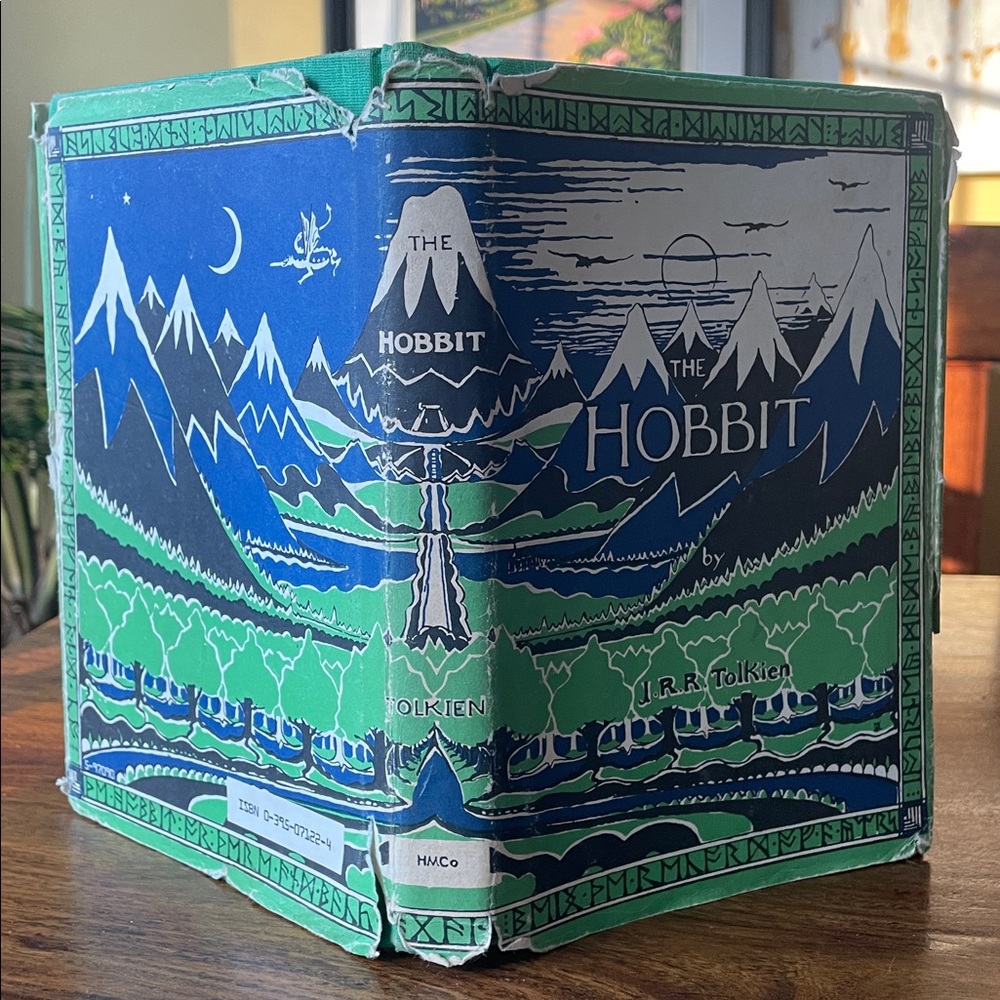 Vintage Tolkien THE HOBBIT Green Hardcover Book with Original Dust Jacket 80s - Picture 2 of 16